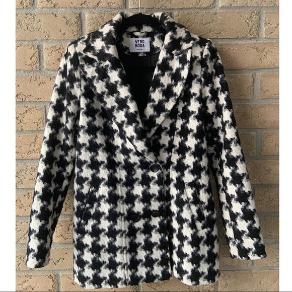 Vero Moda Blurred Houndstooth Jacket (Like New) - Picture 4 of 7